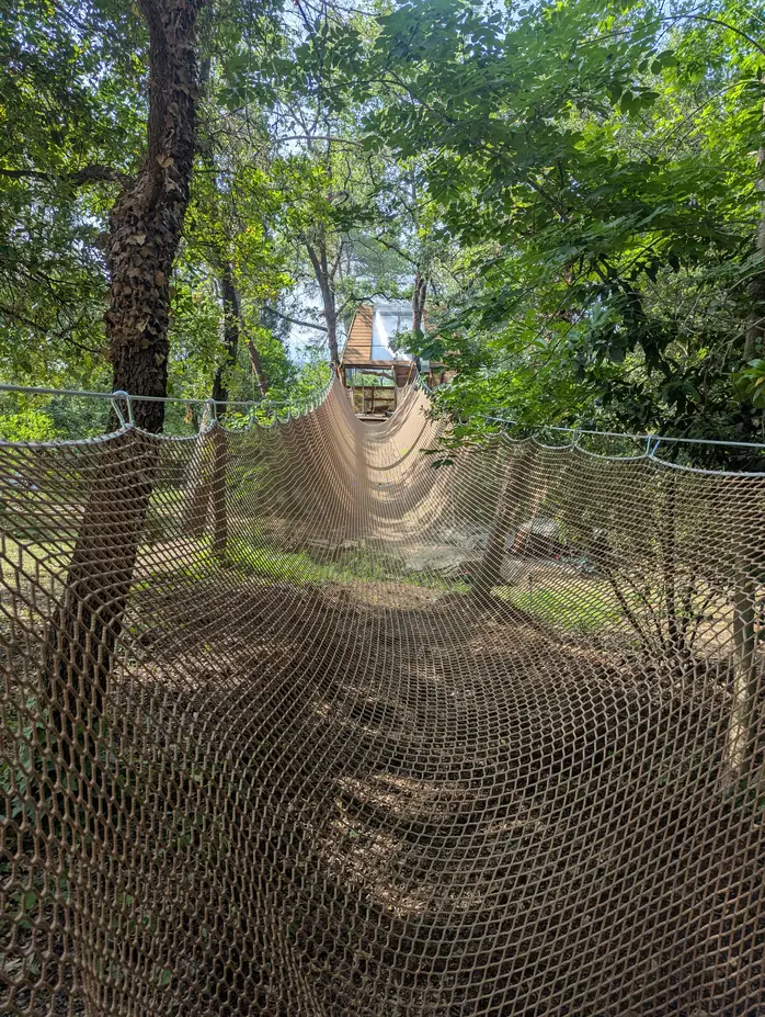 Net course in woodland